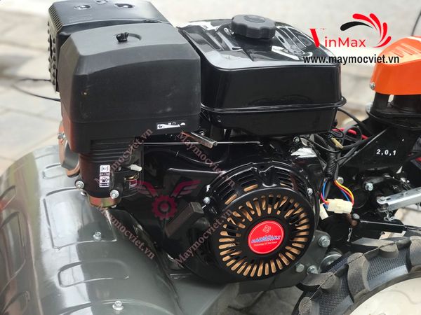 Máy cắt cỏ trục băm 10hp đề nổ Kawasaki VMTB100D