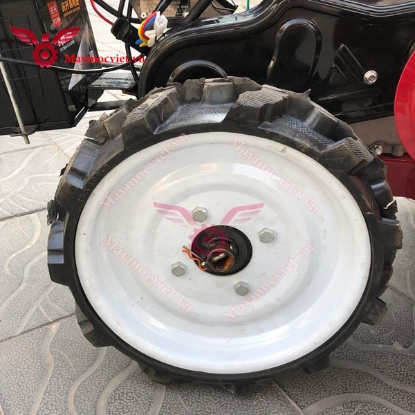 Máy cắt phát cỏ trục băm Kawasaki TBD 60