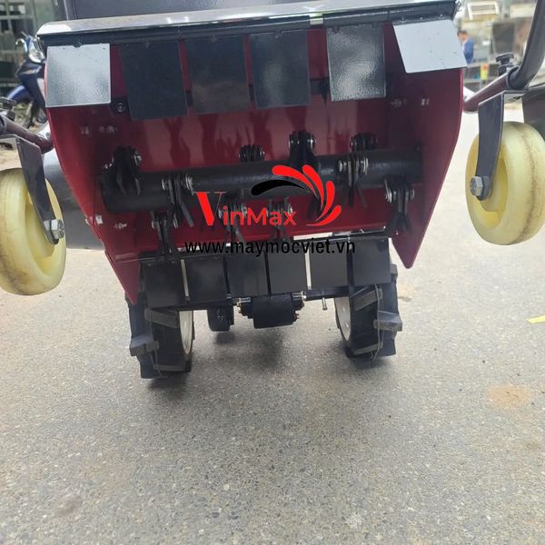 Máy cắt cỏ trục băm 4 thì Turbo TBT70