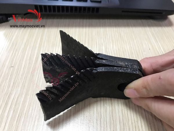 Lưỡi dao máy cắt cỏ trục băm Kawasaki