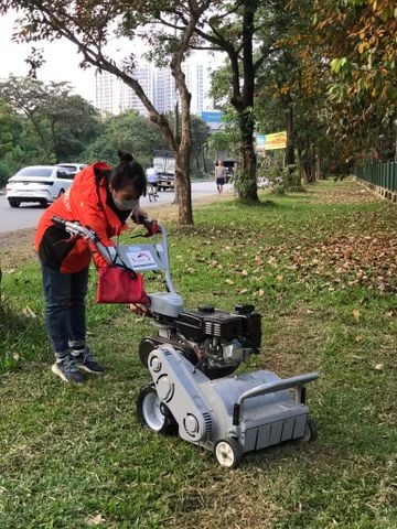 Máy cắt cỏ trục băm Kawasaki VMTB70R