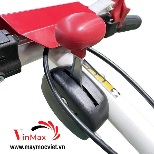 Máy cắt cỏ  chạy xăng tự hành Turbo TB196