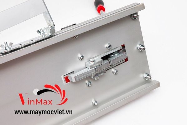 Máy Cắt Gạch Bàn Đẩy Tay Oshima BCG-1000R