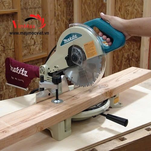 Máy cưa đa góc MAKITA LS1030N