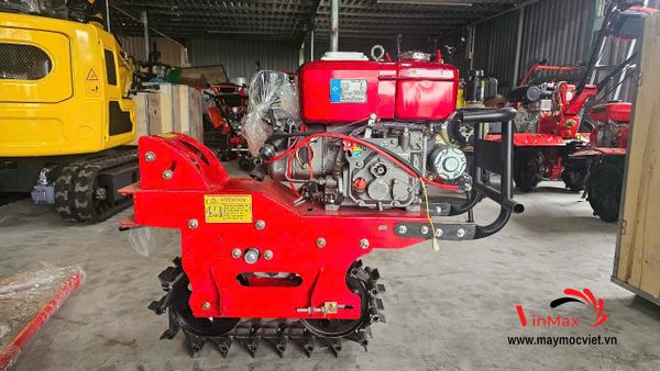 Máy cày bánh xích đôi chạy dầu có đề Turbo TBC10