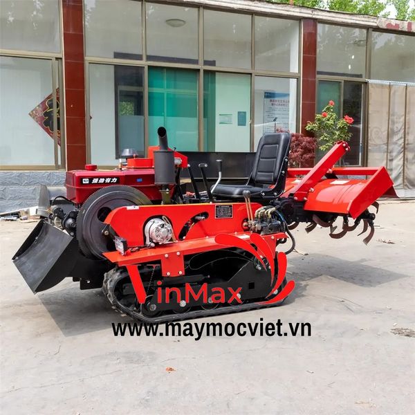 Máy làm đất bánh xích ngồi lái  đa năng Kawasaki VMX5CN