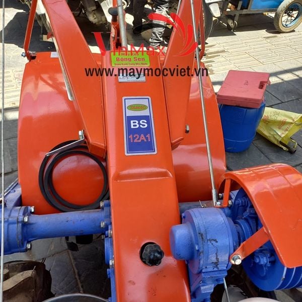 Máy làm đất đa năng cho lúa và cây màu Bông Sen BS12A