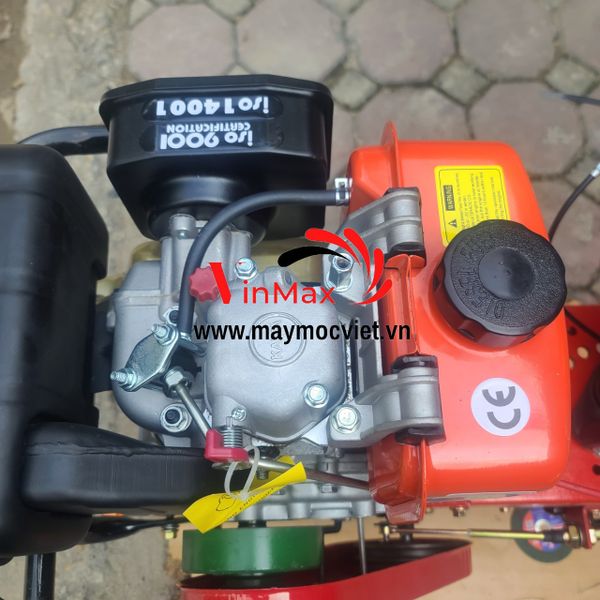 Máy cày bánh xích, máy đào rãnh chạy dầu Kawasaki TK168