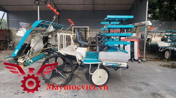 Máy cấy lúa 8 hàng chạy dầu Kubota NSD8
