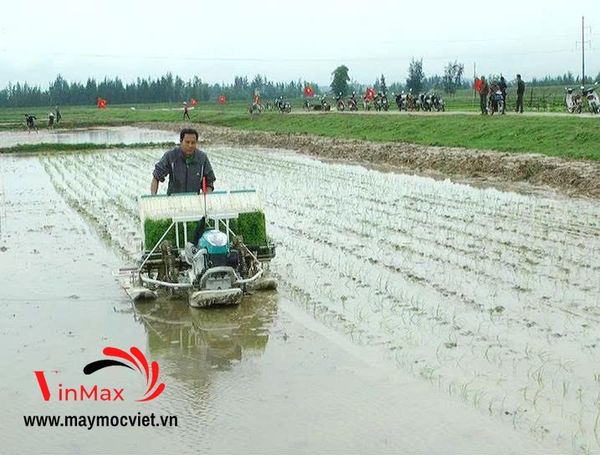 Máy cấy lúa mạ khay đẩy tay Turbo 2ZF-4K