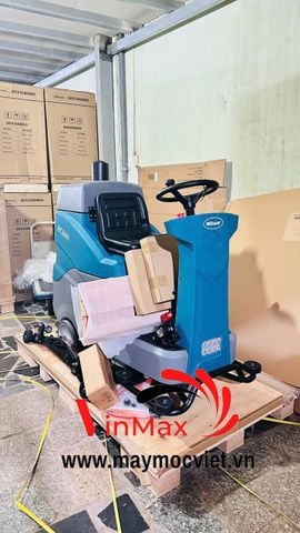 Máy chà sàn ngồi lái HiClean HC660