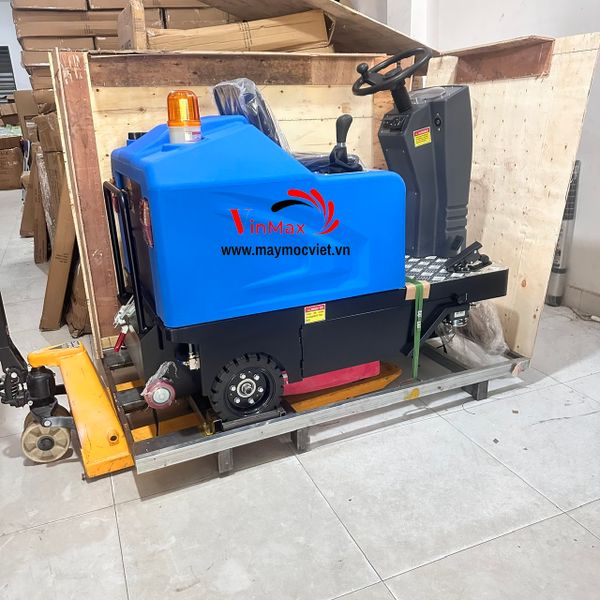 Xe Quét Rác Ngồi Lái KRAFFER KF260