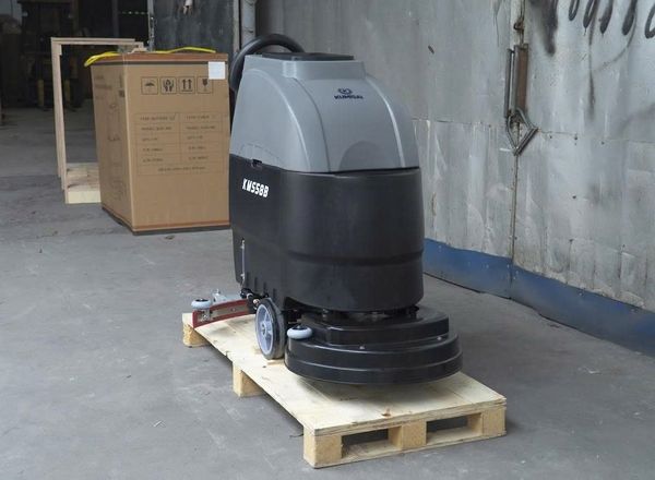 Máy chà sàn liên hợp Kumisai KMS 58B