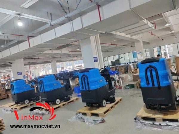 Máy lau sàn nhà ngồi lái KRAFFER GM190B