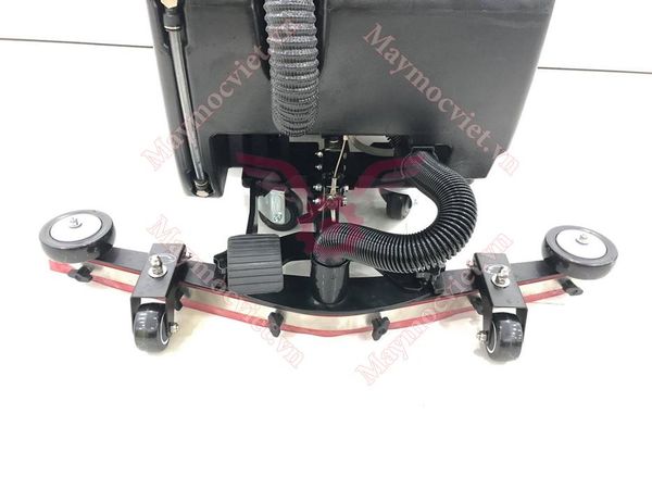 Máy chà sàn liên hợp KRAFFER GM 50B ( dùng bình Accquy)