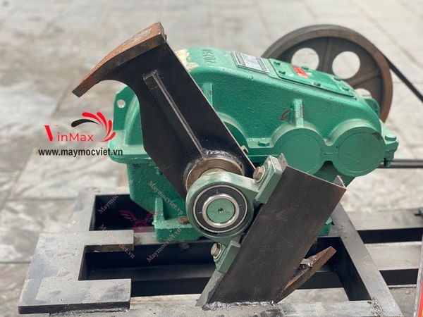 Máy bổ củi hộp số 2 lưỡi Turbo TB3040