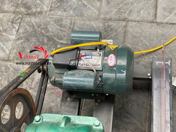 Máy bổ củi hộp số 2 lưỡi Turbo TB3040
