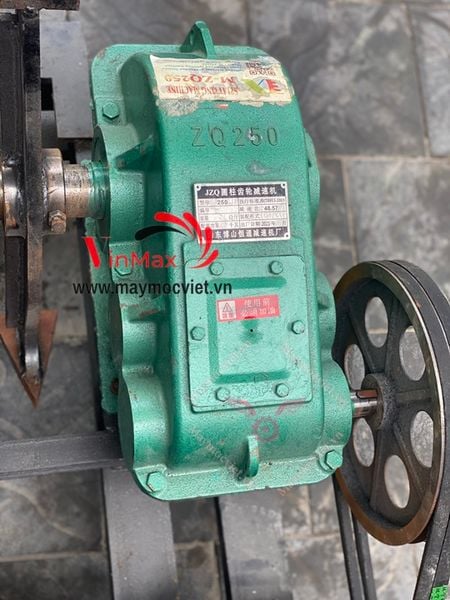 Máy bổ củi hộp số 2 lưỡi Turbo TB3040