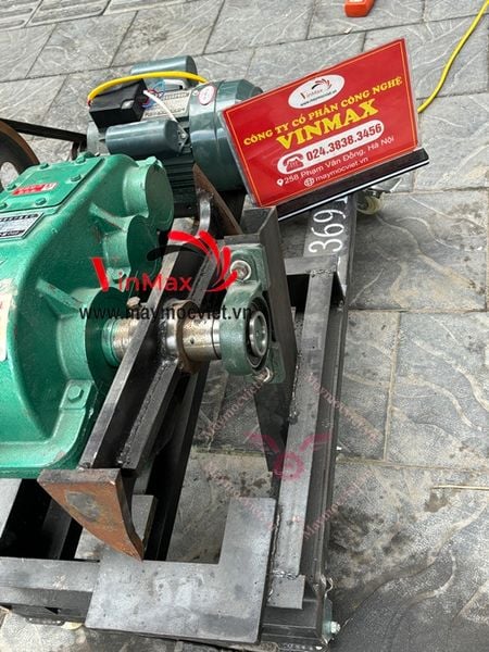 Máy bổ củi hộp số 2 lưỡi Turbo TB3040