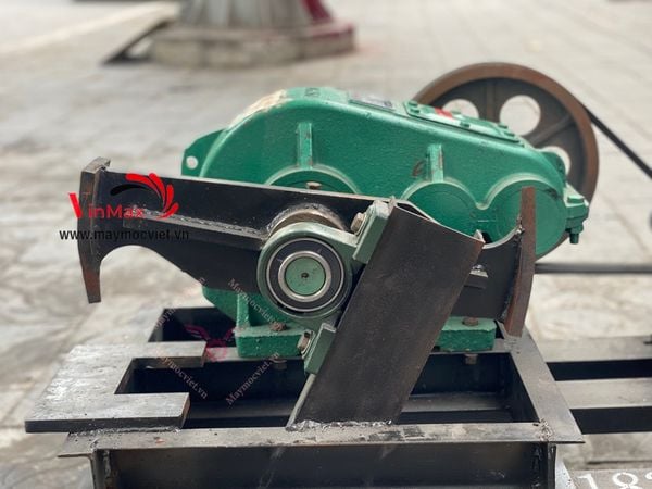 Máy bổ củi hộp số 2 lưỡi Turbo TB3040
