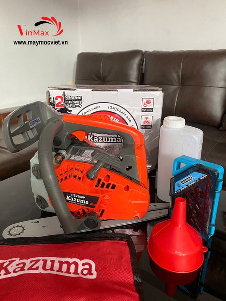 Máy Cưa Xích 2 Thì Kazuma CS2500P