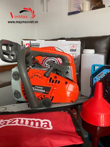 Máy Cưa Xích 2 Thì Kazuma CS2500P