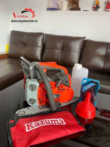 Máy Cưa Xích 2 Thì Kazuma CS2500P