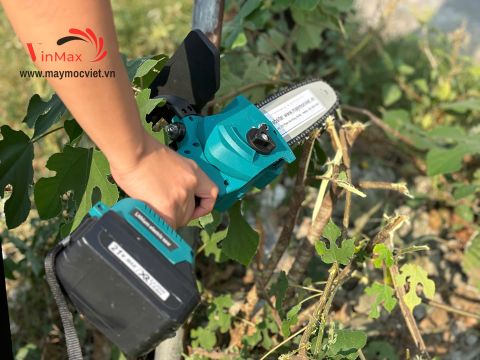 Máy cưa xích dùng pin 21V Turbo TBC21