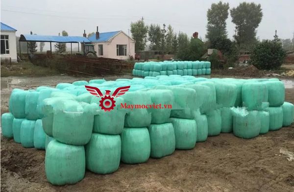 Máy cuốn cỏ bọc màng ủ chua 2 lô cuốn VINMAX VMBM02