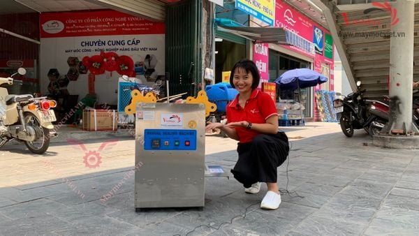 Máy dán hộp thực phẩm vuông VM2021