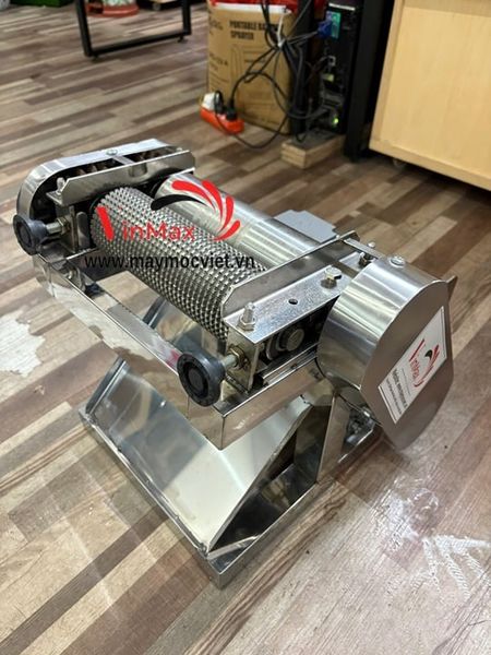 Máy Dần Thịt Tươi Chạy Điện Turbo TBT200