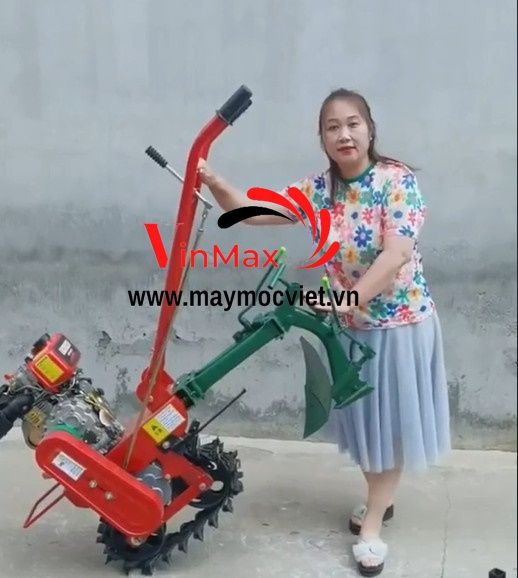 Máy cày bánh xích, máy đào rãnh chạy dầu Kawasaki TK168