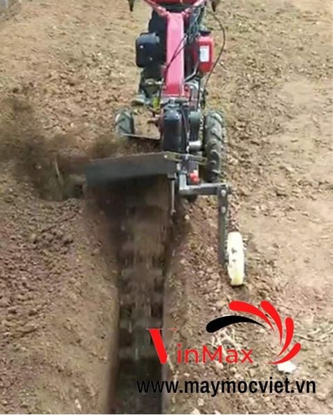 Máy đào rãnh chôn ống nước tự hành Kawasaki VMD1800