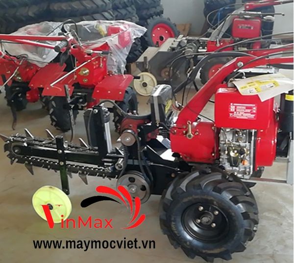 Máy đào rãnh chôn ống nước tự hành Kawasaki VMD1800