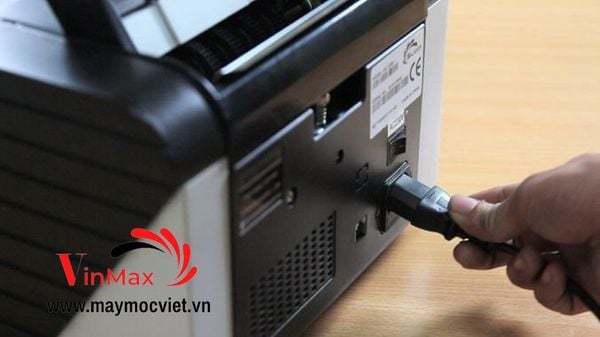 Máy Đếm Tiền Thế Hệ Mới Silicon MC-3300