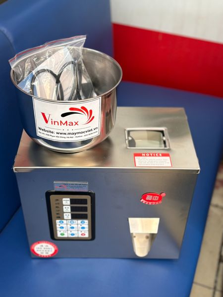 Máy đóng gói cân định lượng VMC50