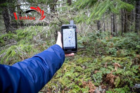 Máy định vị GPS cầm tay Garmin Montana 700