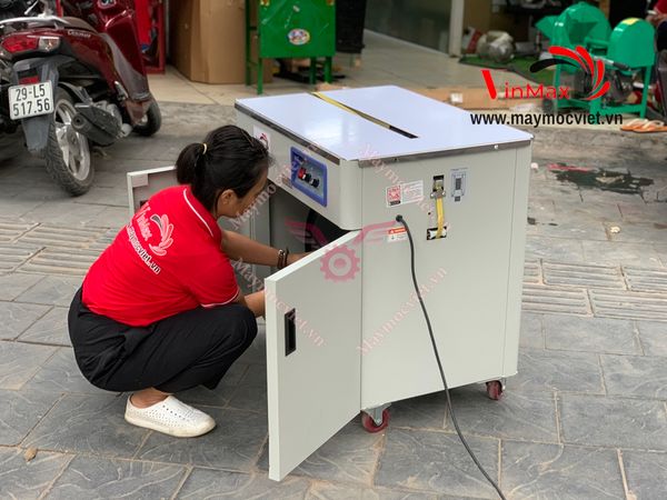 Máy đóng đai thùng bán tự động DBJ1