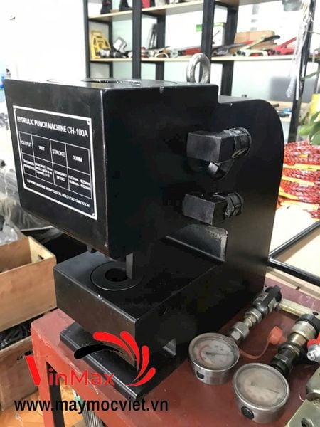 Máy đột lỗ thủy lực CH100