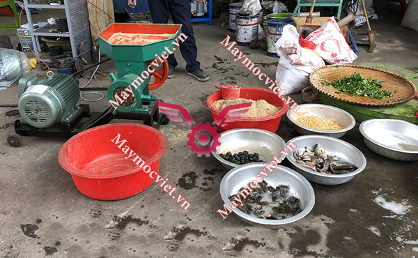 Máy đùn xương, cá công nghiệp VinMax DVM11