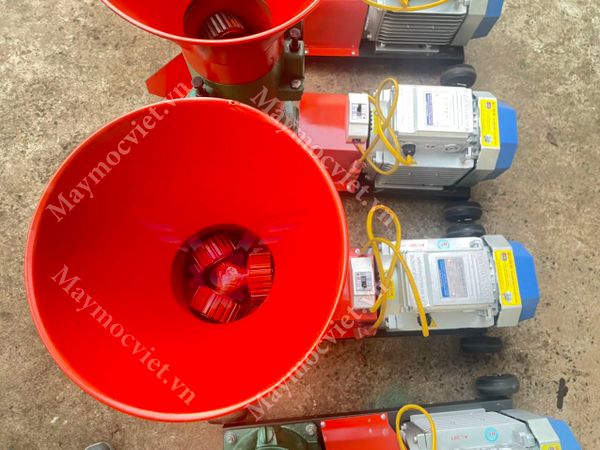 Máy ép cám viên 3 quả lô VME3L