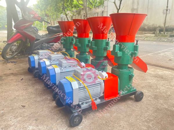 Máy ép cám viên 3 quả lô VME3L