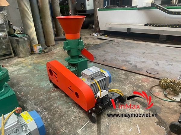 Máy ép cám viên curoa 3 lô Vinmax VME3500R