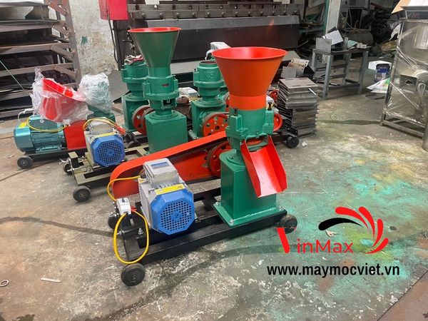 Máy ép cám viên curoa 3 lô Vinmax VME3500R