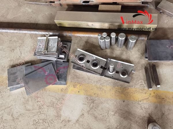 Máy ép gạch Lego Vinmax VMLG380