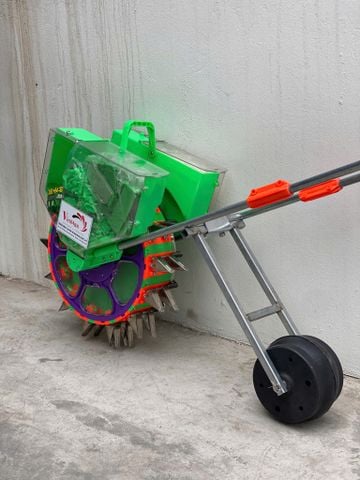 Máy gieo hạt kết hợp bón phân 14 mỏ kép VMGH14