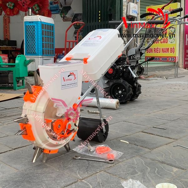Máy gieo hạt và bón phân Vinmax GH888