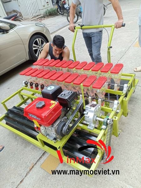Máy gieo hạt Cà chua, Rau cải, Cà rốt, Hạt hoa chạy xăng Vinmax VMGH75