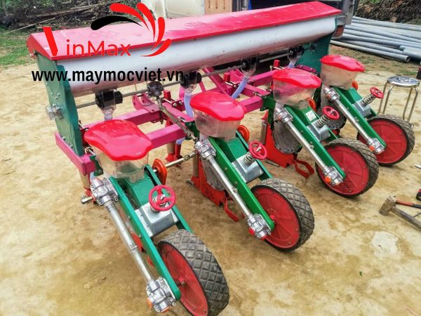 Máy gieo hạt, bón phân tự động 4 hàng Vinmax GHTD04