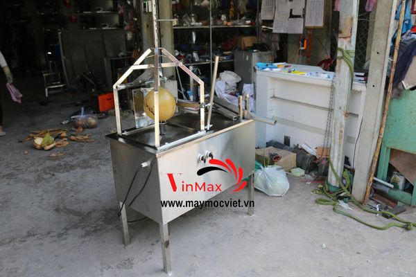 Máy gọt vỏ dừa Kawasaki VMCC750